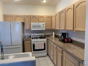 Building Photo - 2050 W Warm Springs Rd