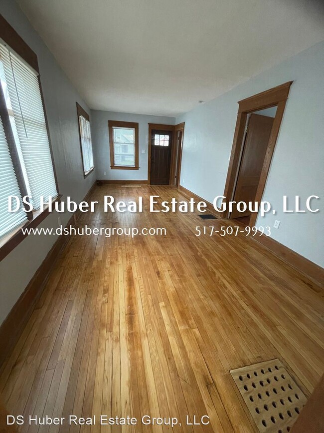 Building Photo - 2 br, 1 bath House - 2212 Beal Ave.