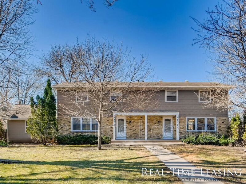 13008 Grand Ave, Burnsville, MN 55337 House Rental in Burnsville, MN