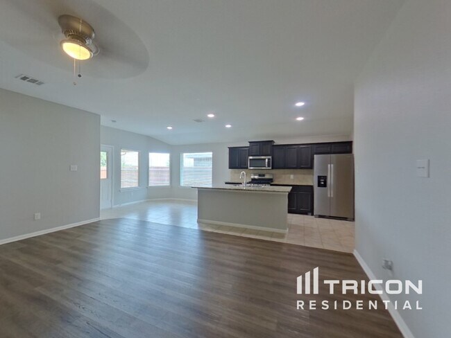 Foto del edificio - 809 Walls Blvd