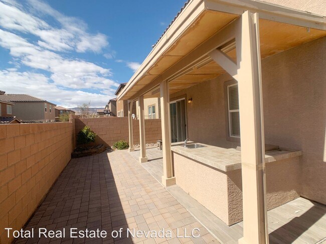 Building Photo - 9205 Keystone Ridge Ave