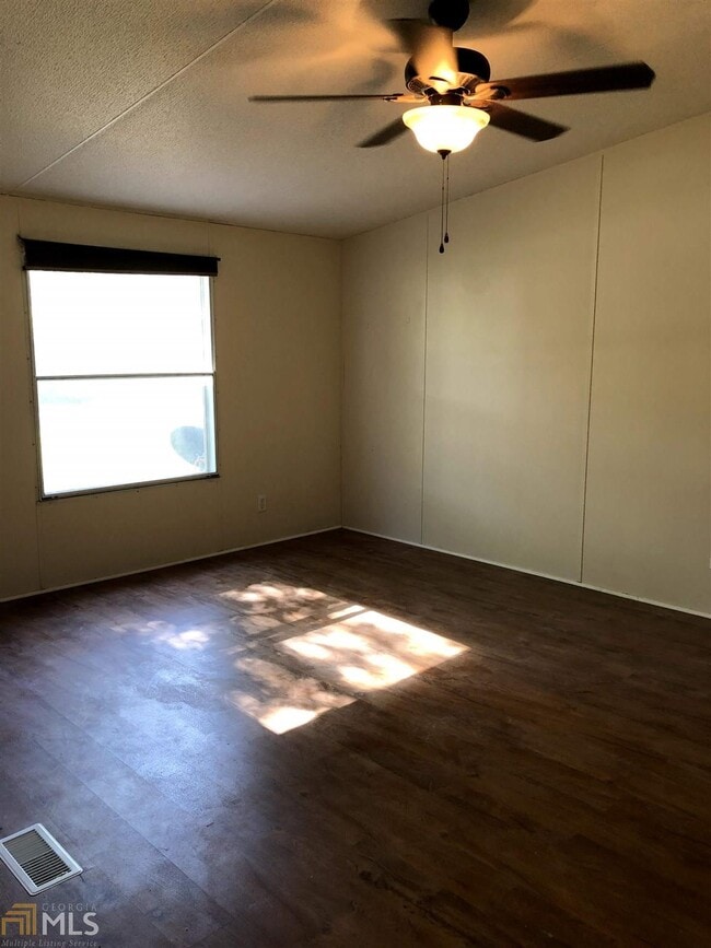 Building Photo - 448 Palmhurst Dr