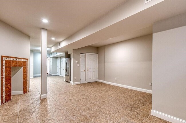 Building Photo - 1230 N Calvert St