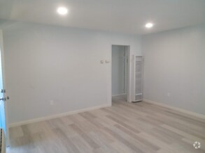 Building Photo - 1355 Jefferson St