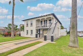 Building Photo - 5627 Avenue R