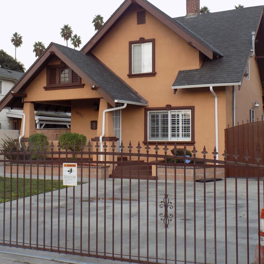 Primary Photo - 4822 Arlington Ave