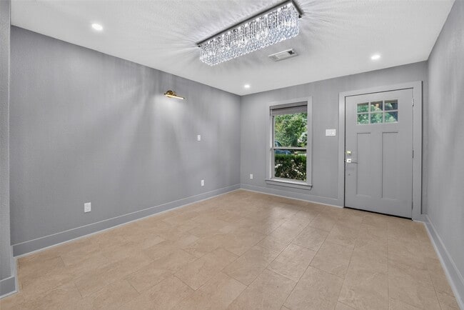 Foto del edificio - 4131 Knotty Oaks Trail
