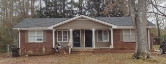 Building Photo - 3751 Hopkins Rd