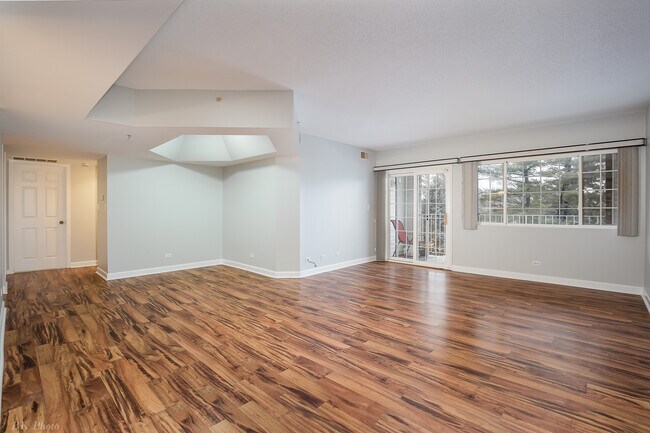 Foto del edificio - 18216 Lange St