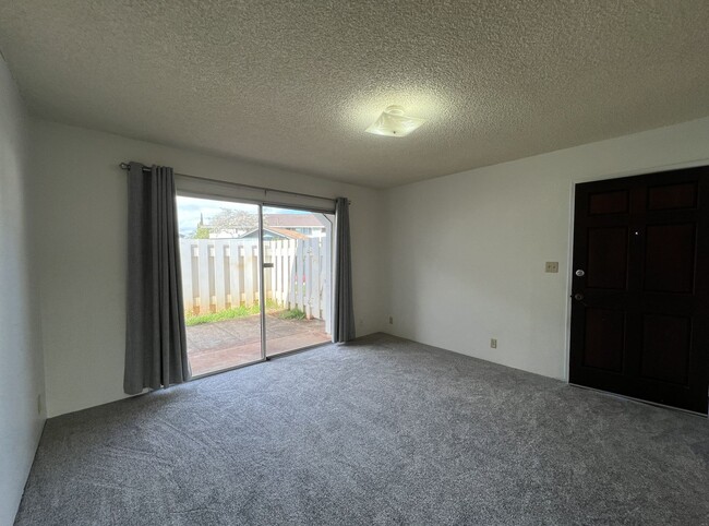 Building Photo - 665s