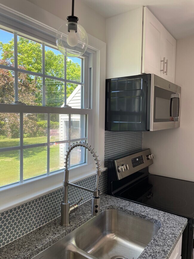 Kitchen - 306 Park Rd