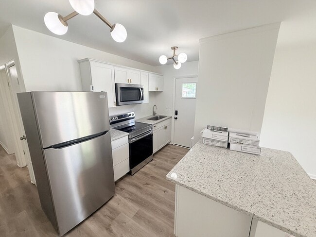 Building Photo - 2605 Carr St