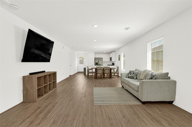 Foto del edificio - 13765 Kit Run