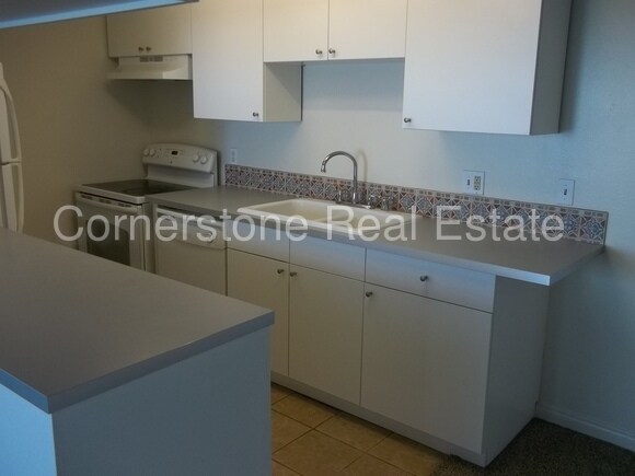 Building Photo - 33751 El Encanto Ave