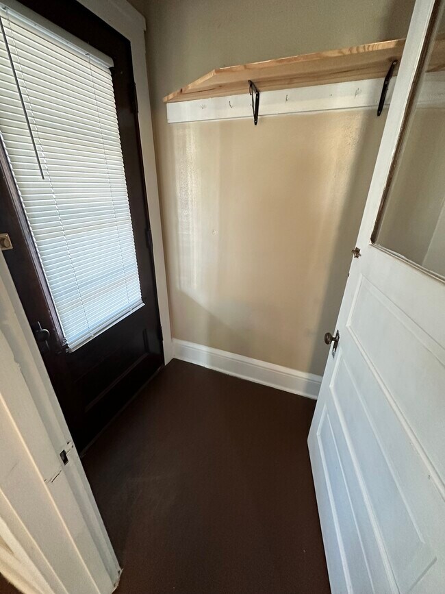 Foto del edificio - 1129 S 12th St