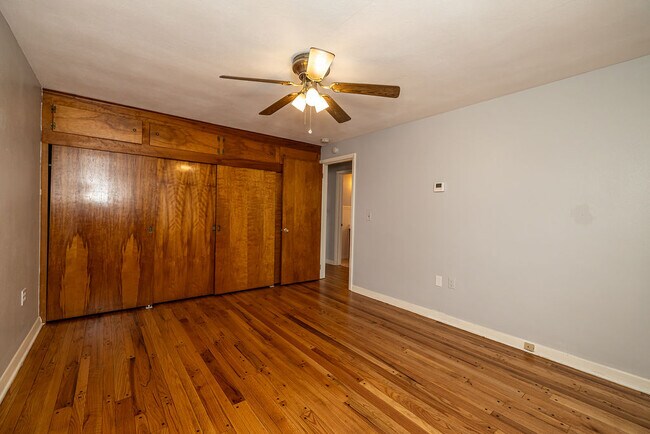 Building Photo - 4559 Makyes Rd