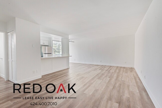 Foto del edificio - 10535 Lindley Ave