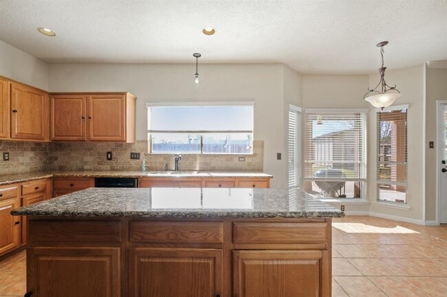 Building Photo - 7018 Royal Knoll Ct