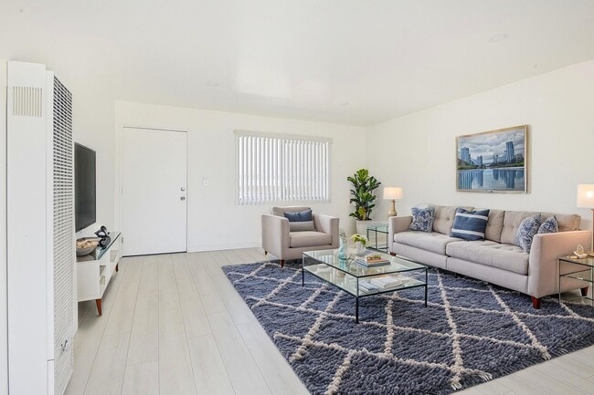 Building Photo - Vineland Apts