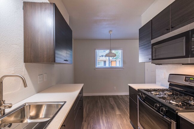 Building Photo - 7945 Gault St