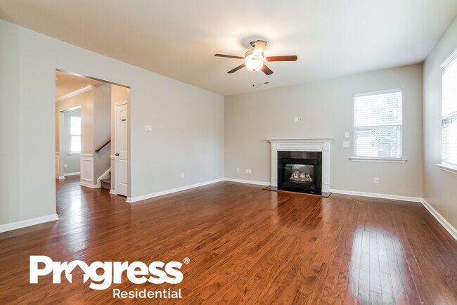 Building Photo - 207 Millwood Dr
