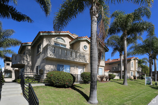 Building Photo - Pacific Beach