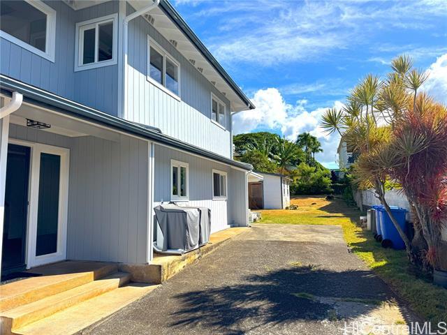 Building Photo - 72 Kawananakoa Pl