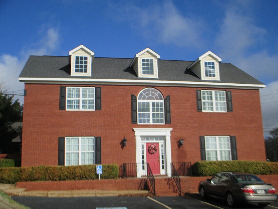 Primary Photo - 309 Morgan St