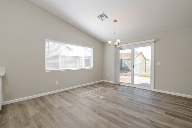 Building Photo - 1108 Adcox Ct