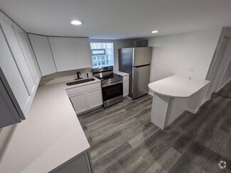 Building Photo - 5330 W Dakin St