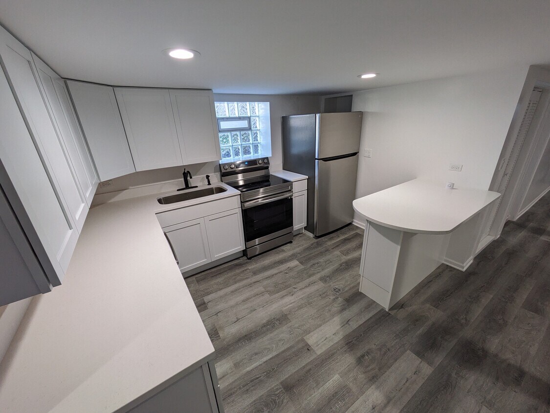 Foto principal - 5330 W Dakin St