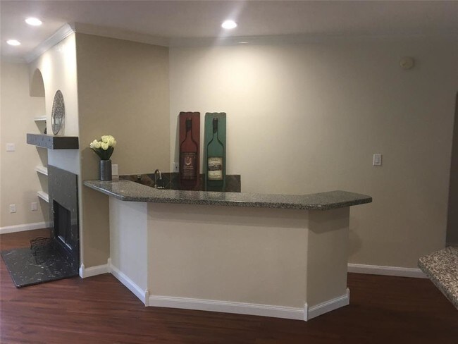 Building Photo - 3122 Hemingway Dr