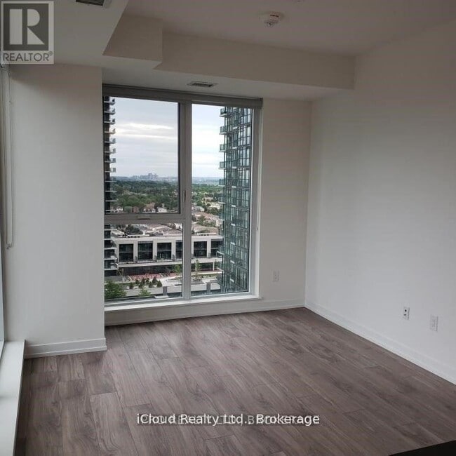 Photo du bâtiment - 4065 Confederation Pkwy