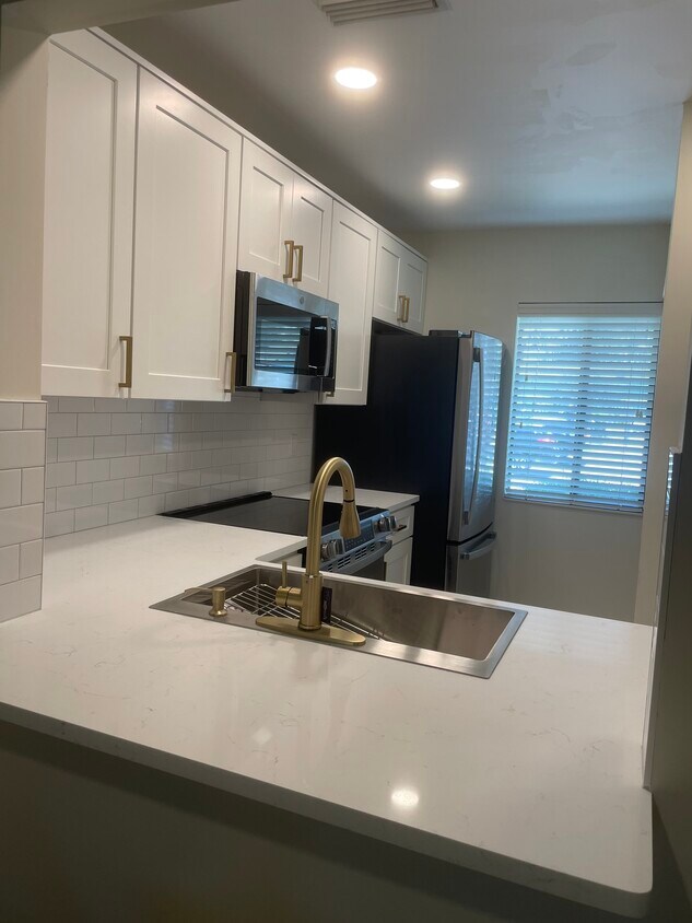 Foto principal - 806 Marsh Cove Pl