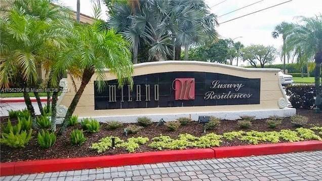 Foto principal - 1733 Village Blvd