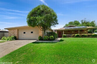 Houses For Rent In Fort Worth Tx With A Swimming Pool 48 Rental Homes Apartments Com