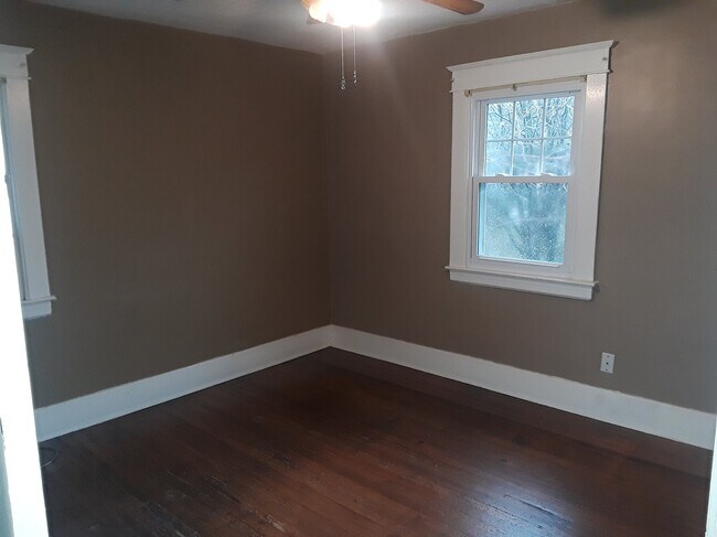 Dormitorio n.º 2 - 4563 S 1st St