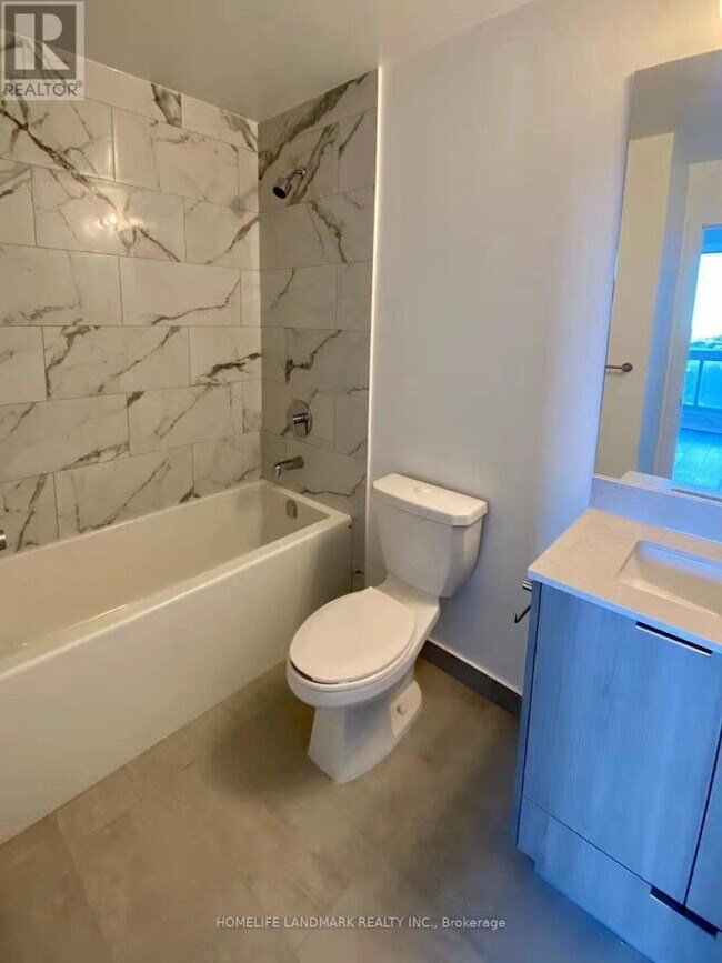 Photo du bâtiment - 38 Forest Manor Rd