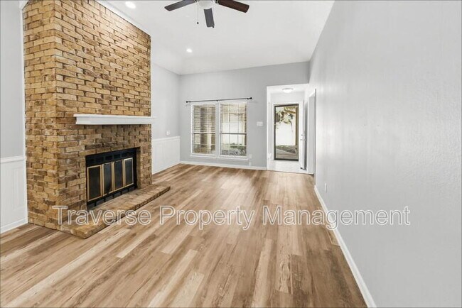 Foto del edificio - 7806 Laver Ct