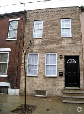 Building Photo - 1512 S Hicks St
