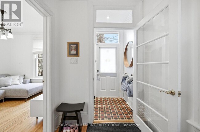 Photo du bâtiment - 138 Keefer St