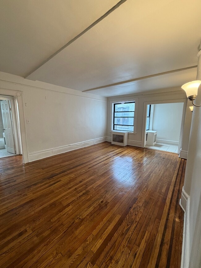 Building Photo - 25 N Harrison St
