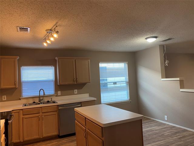 Foto del edificio - 4211 Falcon Dr