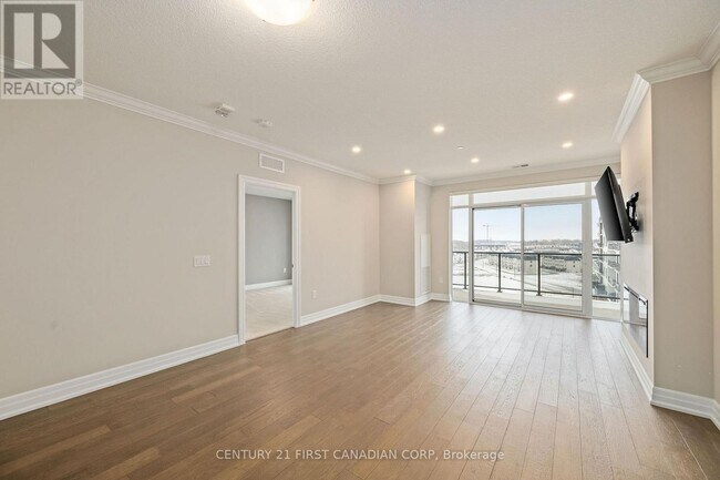 Photo du bâtiment - 460 Callaway Rd