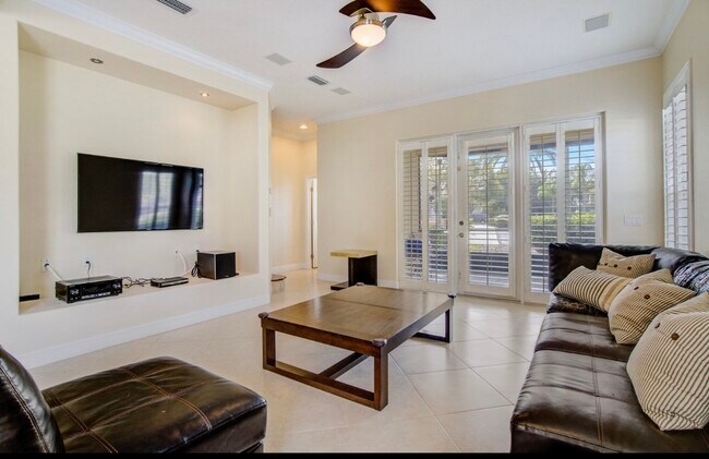 Foto del edificio - 8712 The Esplanade