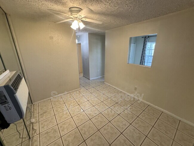 Foto del edificio - 390 W Cocoa Beach Causeway