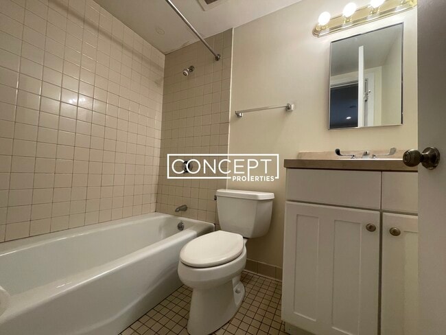 Building Photo - 40 Boylston St