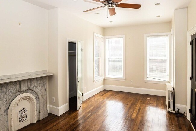 Foto del edificio - 42 Rutland Sq