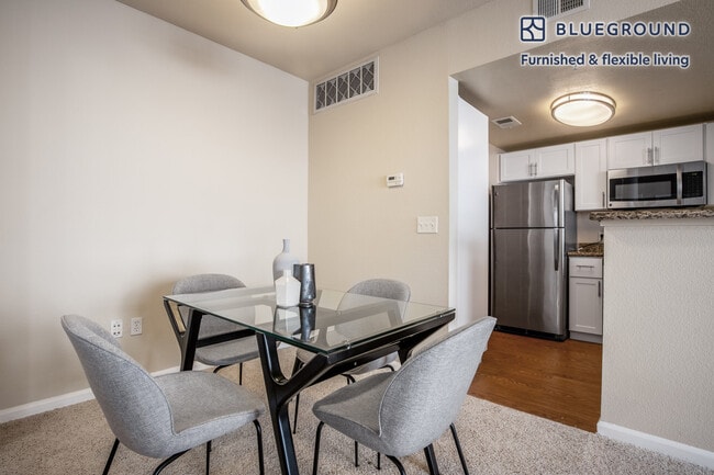 Foto del edificio - 1020 Yates Way