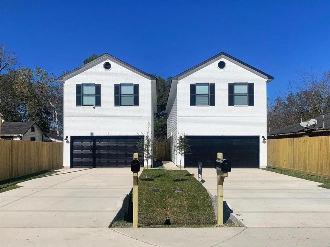 Foto principal - 5111 Firnat St